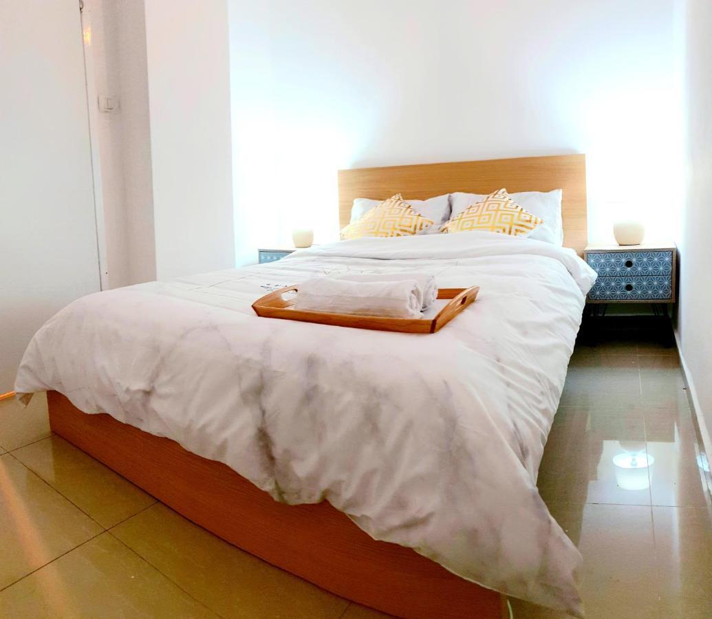 Amazing Modern Room 4 Min From The Tram Jerusalem Exterior photo